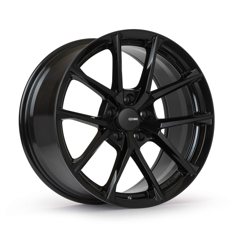 Enkei Helix 18x8in / 5x112 BP / 45mm Offset / 72.6mm Bore - Gloss Black Wheel