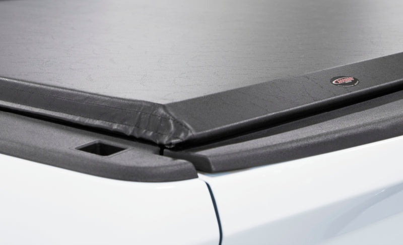 Access Limited 20-22 Jeep Gladiator 5ft Bed Roll-Up Tonneau Cover