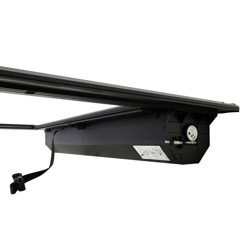 Westin 16-23 Toyota Tacoma 5ft 5in Bed Manual Retractable Tonneau Cover - Black