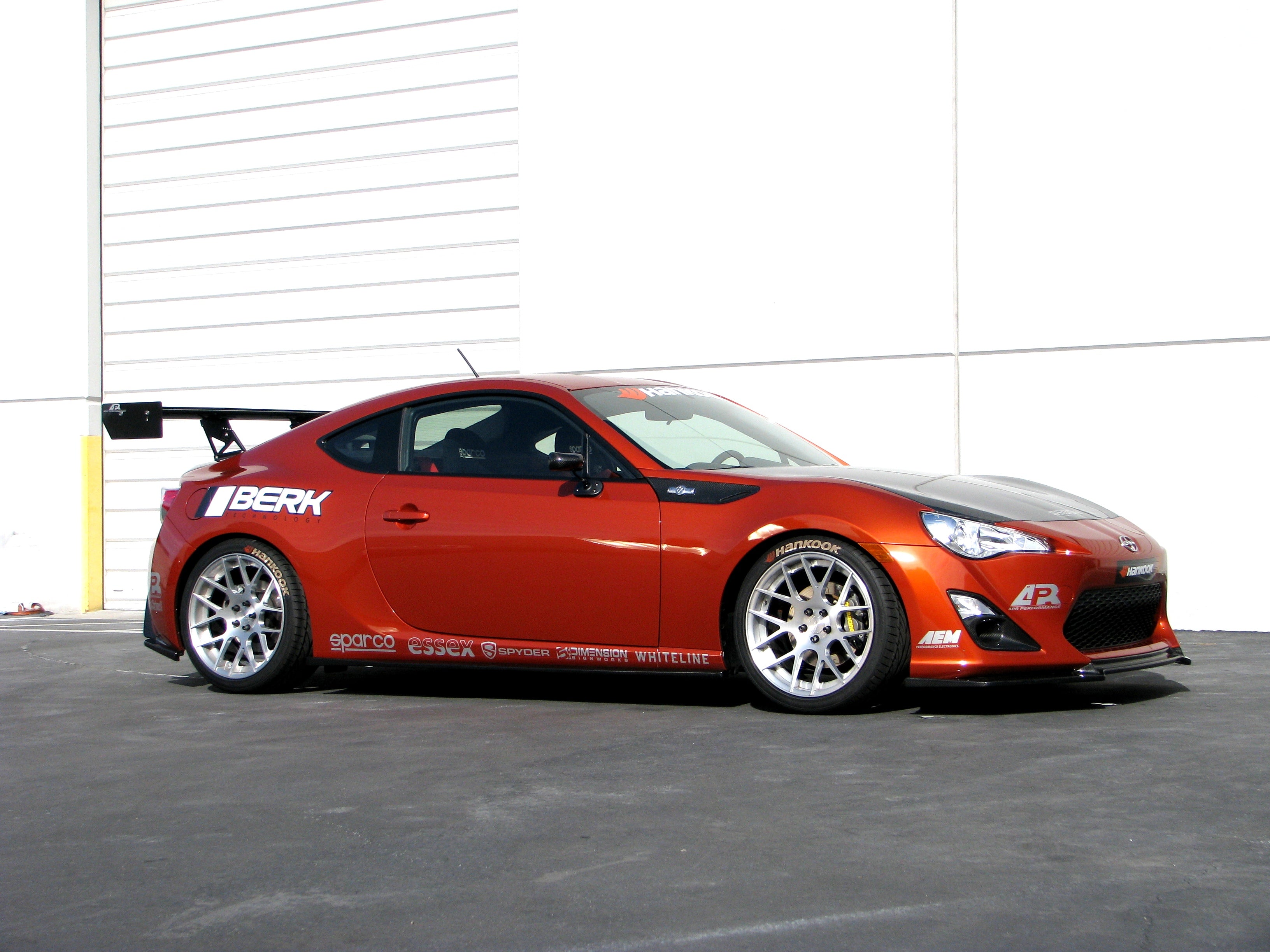 Scion FRS / Toyota GT86/ Subaru BRZ GT-250 Carbon Fiber Rear Wing 2013-2016 w. 8" Pedestals Set