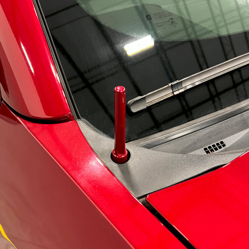Wehrli 07.5-19 GM HD/14-23 GM 1500 Truck Billet TIG Torch Stubby Antenna - Cat Yellow
